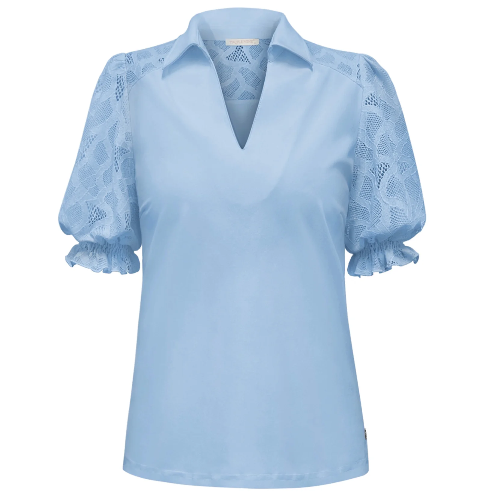 Triple Nine travel blouse crochet lichtblauw pre-order