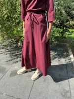 Mi Piace travel rok lang burgundy streep