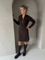 Triple Nine travel jurk rits bruin